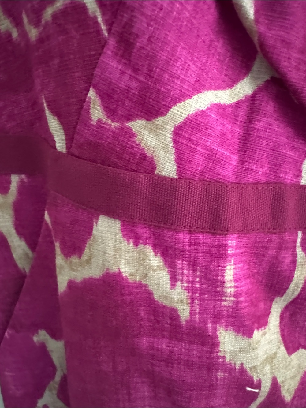 NWOT LOFT Magenta and Cream Printed Sleeveless Sheath Dress - Picture 5 of 7